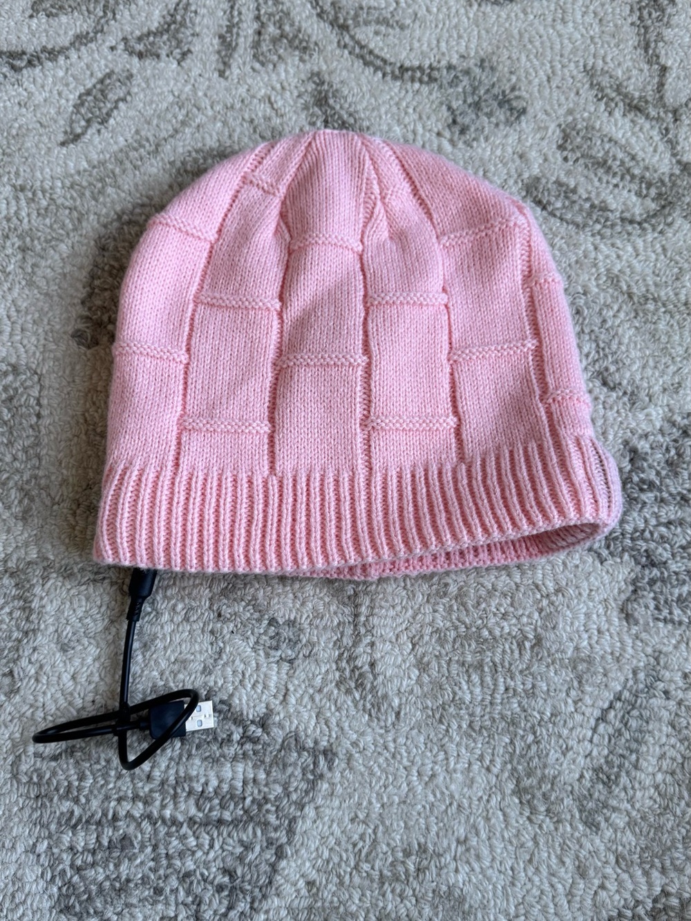 NWOT Full Light Tech Bluetooth Beanie In Pink